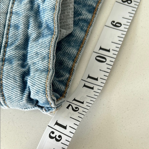 Zara High Rise Blue Distressed Jeans - Picture 13 of 13